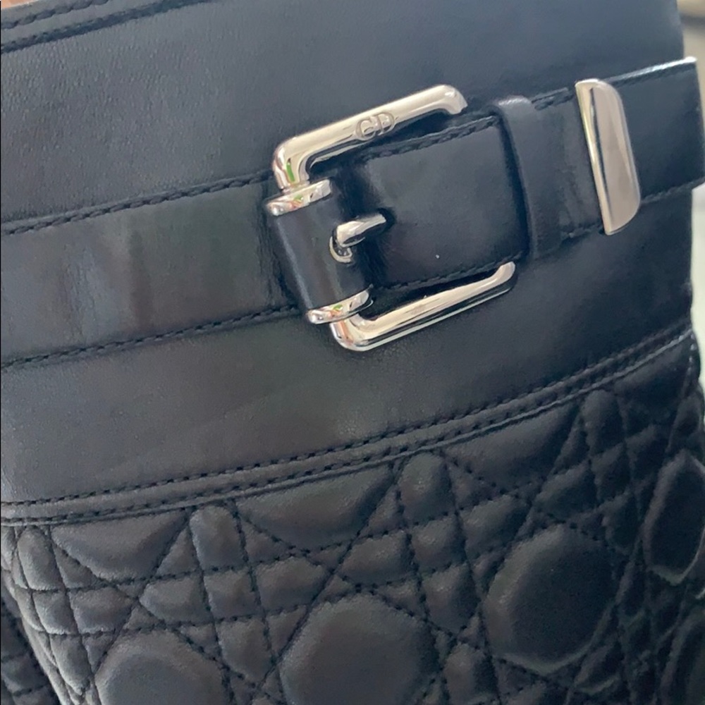 Boot - Picture 11 of 11